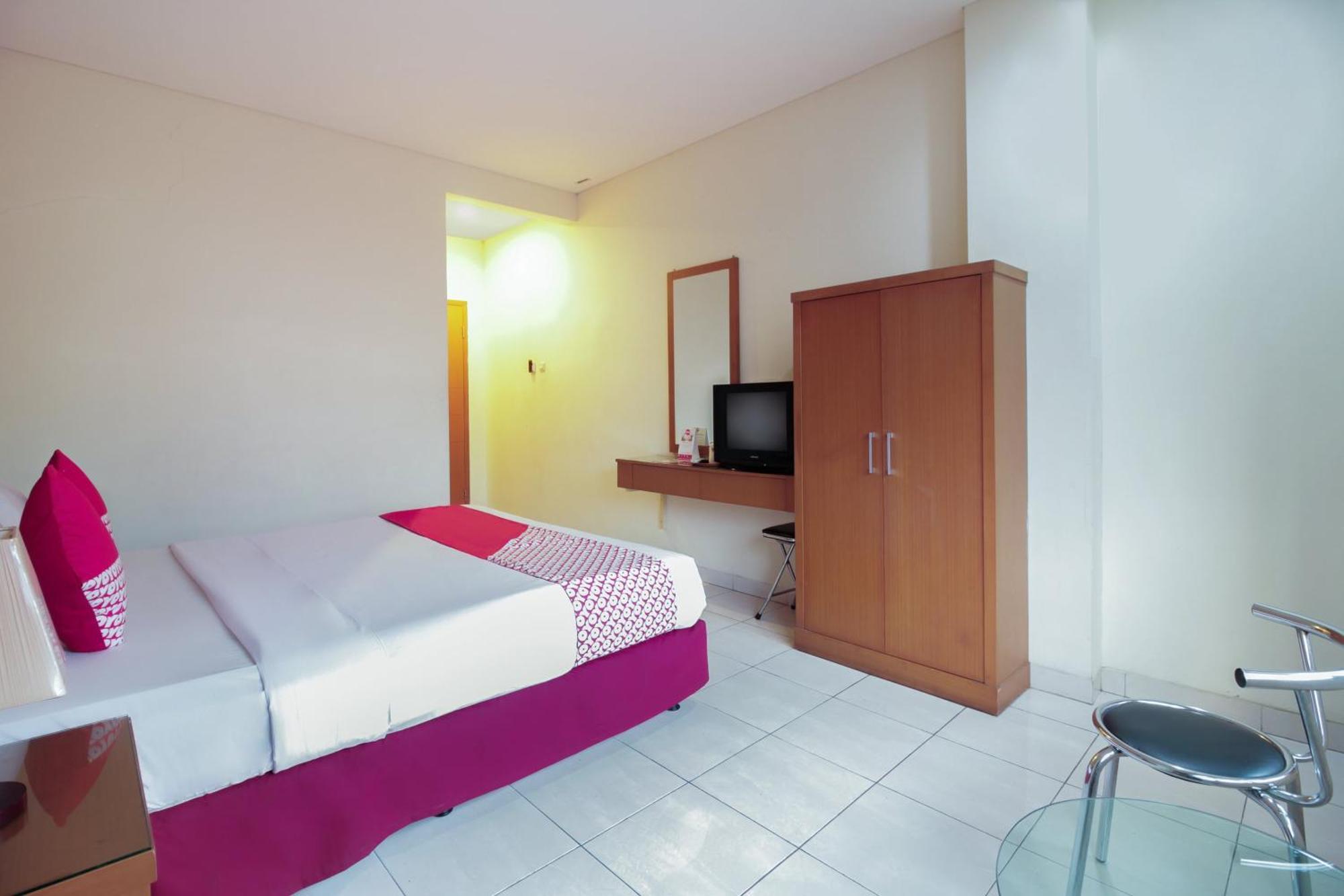 Capital O Galaxy Inn باندونج المظهر الخارجي الصورة