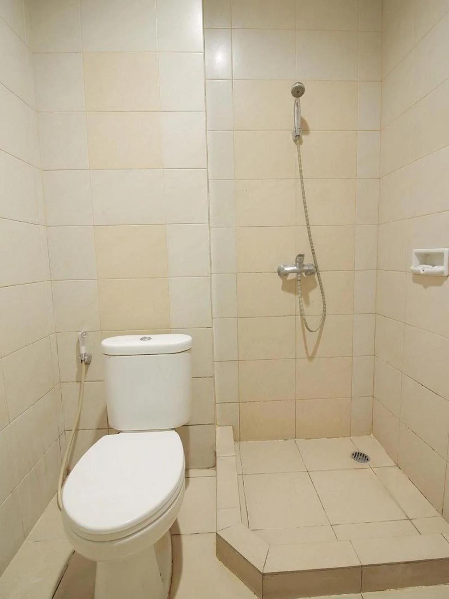Capital O Galaxy Inn باندونج المظهر الخارجي الصورة